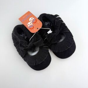 NWT Hongteya Baby Moccasins Black Maryjane Fringe size 18-24M